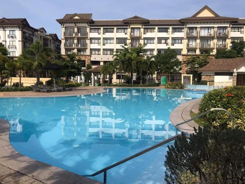 Cozy 2Br With Free Pool Beside Sm City Mall Davao Экстерьер фото